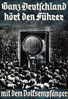 "Toda alemania escucha al Führer con  la Radio del Pueblo"